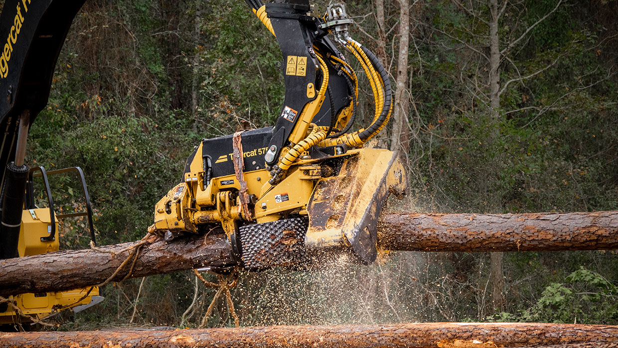 Image of a Tigercat 575 harvesting head working in the field