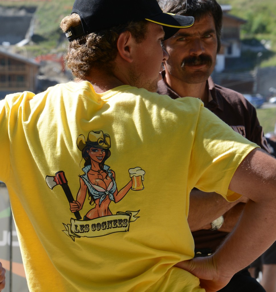 Le tee-shirt résume très bien l'esprit de cette compétition populaire.