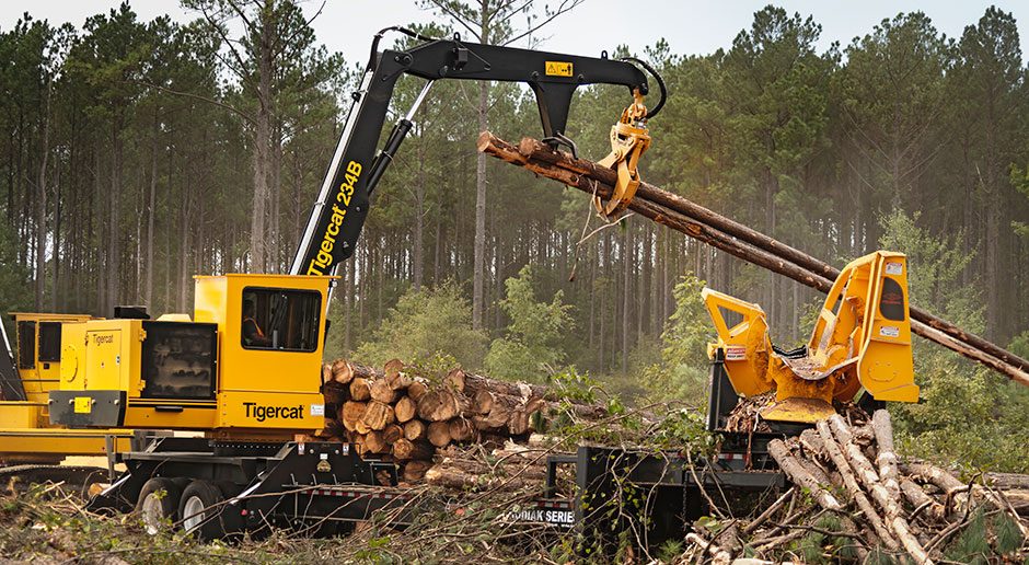 B Loader Powerful Knuckleboom Log Loader Tigercat Equipment