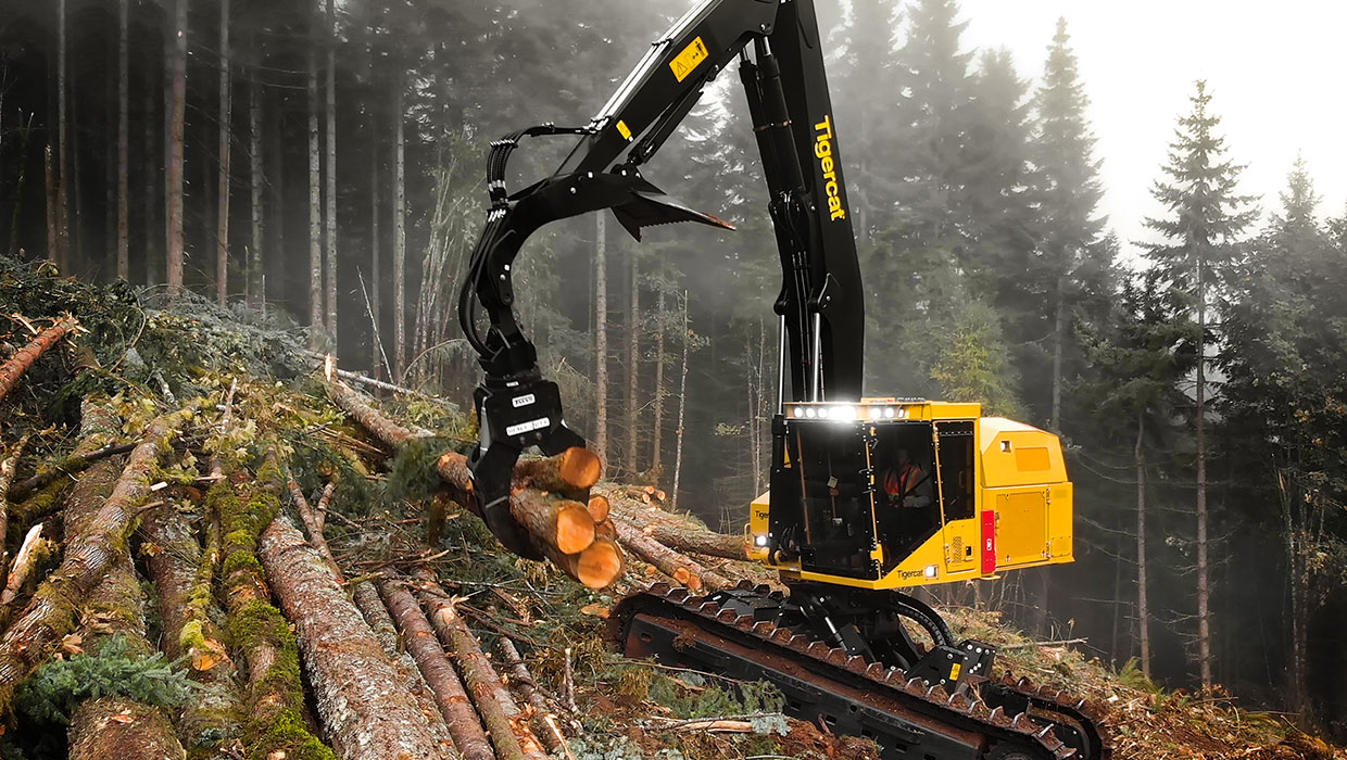Image of a Tigercat LS855E shovel logger working in the field