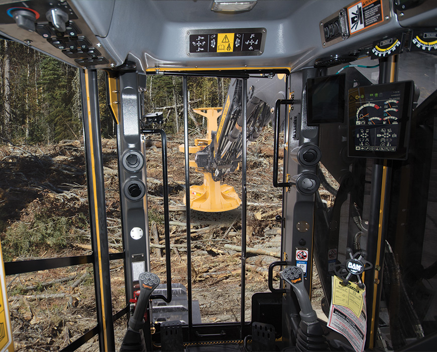 Intérieur de la cabine X870D