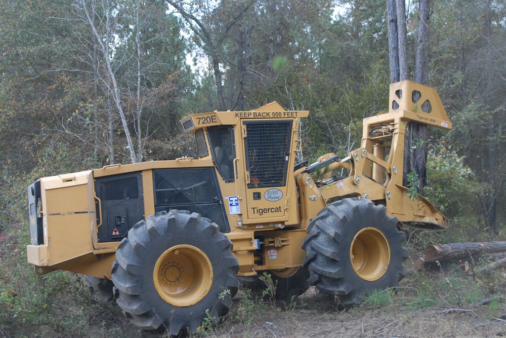 Robert Clary says that the 720E with 5600 bunching saw is a versatile combination for first and second thinnings and clear fell applications.