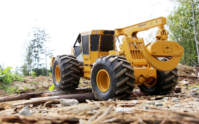 Remote Control 630D skidder 110 scale Between the Branches Tigercat