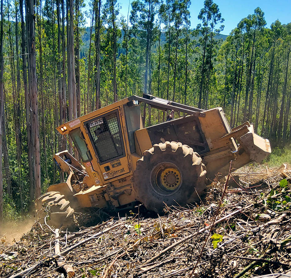 604C cable skidder
