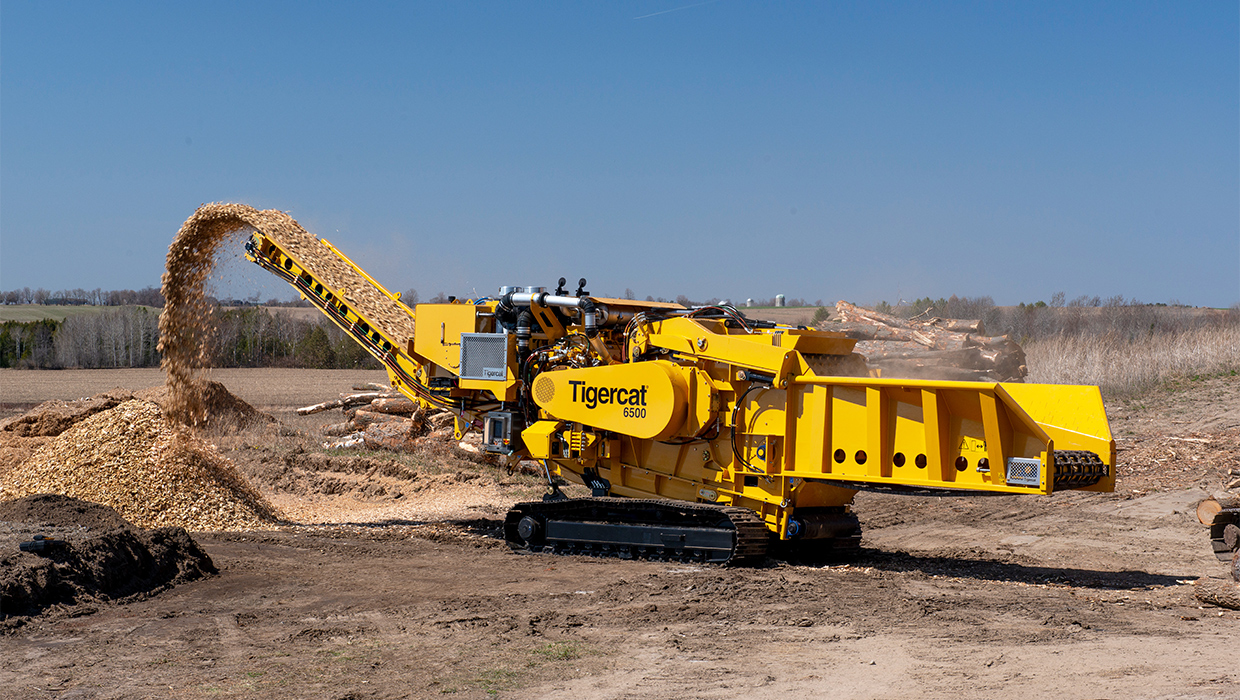 Image of a Tigercat 6500 in the field.