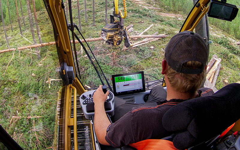 Tigercat D7 screen inside the 1165 cab